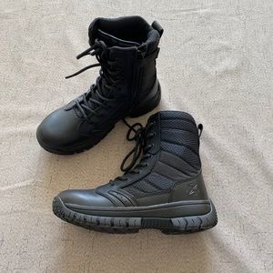 Woman’s Tackle Boots